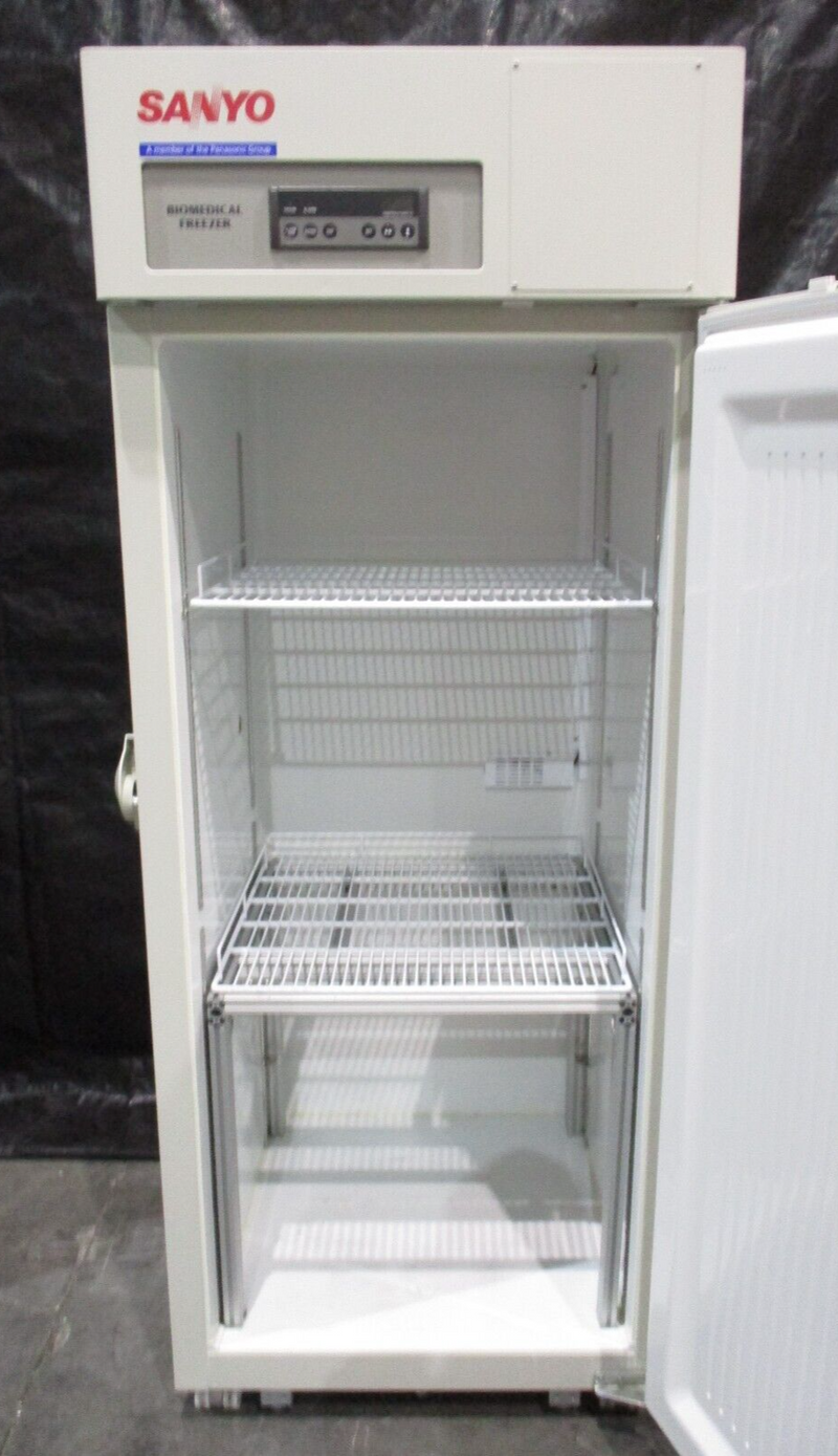 Sanyo MDF-U731M Biomedical Freezer *used working