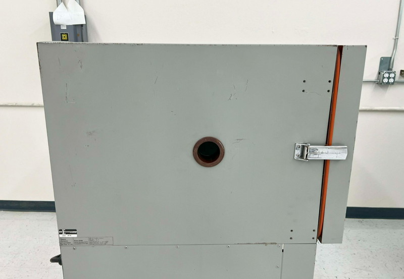 Sigma Systems SS4M Temperature Chamber, -30C/+170C *used working - Tech Equipment Spares, LLC