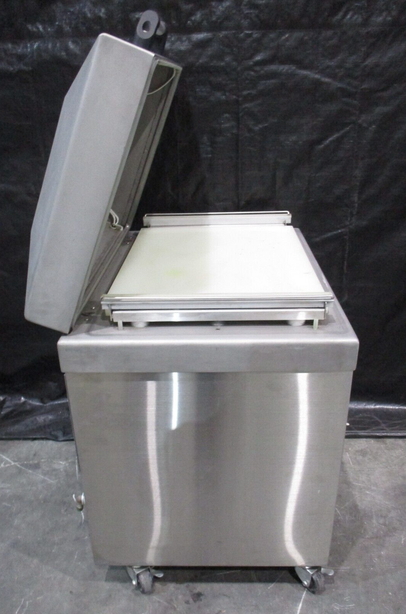 Promax SC680-LR-E1 Vacuum Packaging Machine *used working