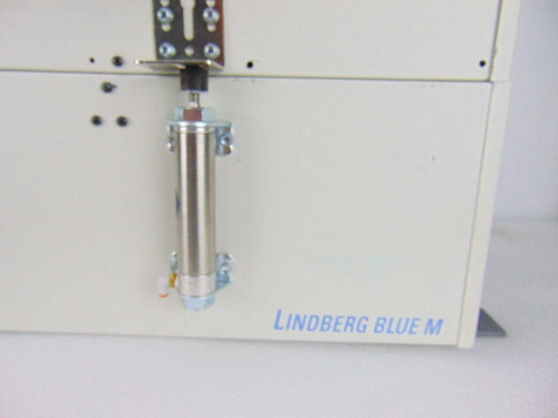 Thermo Lindberg Blue M HTF55322C Tub Furnace *used working