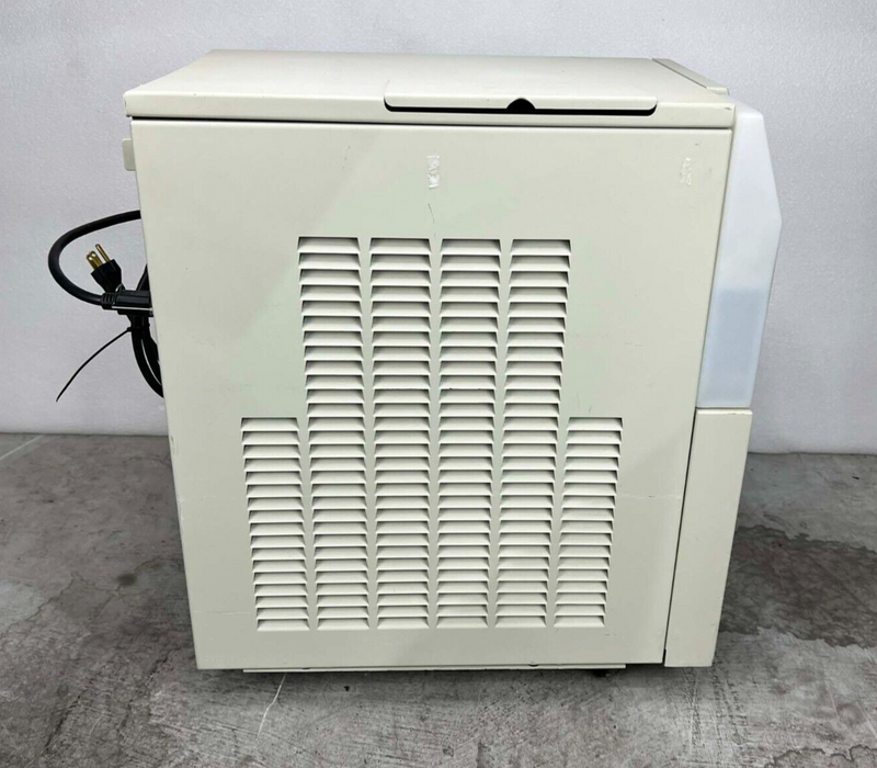 Neslab Thermo Silicon Thermal Merlin M33 CH1250 Chiller Air-Cooled 263112150000 - Tech Equipment Spares, LLC