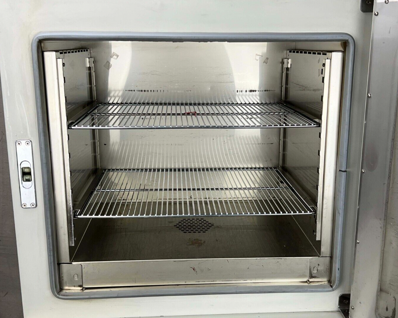 Lab Line 3478M Imperial V Oven, 30-270 deg C *used tested working