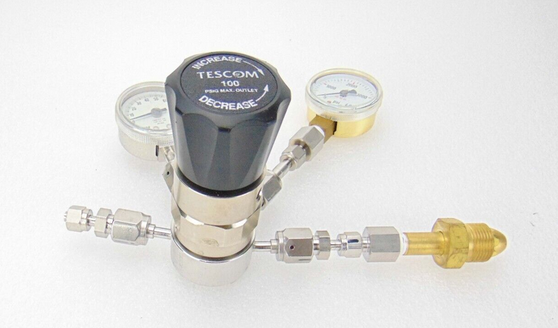 Tescom 64-2862KRT16-043 Regulator, Inlet 3500 PSI, Outlet 100 PSI *used working - Tech Equipment Spares, LLC