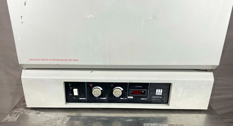 Lab Line 3478M Imperial V Oven, 30-270 deg C *used tested working