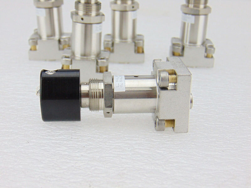 Fujikin KM1VL000 084364 Manual Stainless Steel Valve 316L-P, lot of 5 *used work - Tech Equipment Spares, LLC